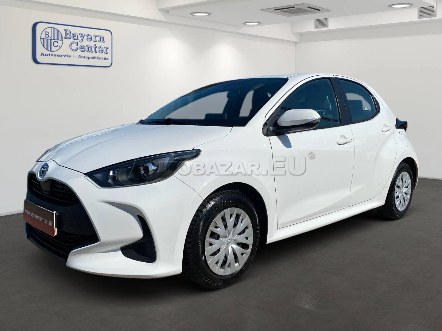 https://www.sixtleasing.sk/User_Files/contenttemplateeditor/68108e1128424foto_Yaris_web.webp