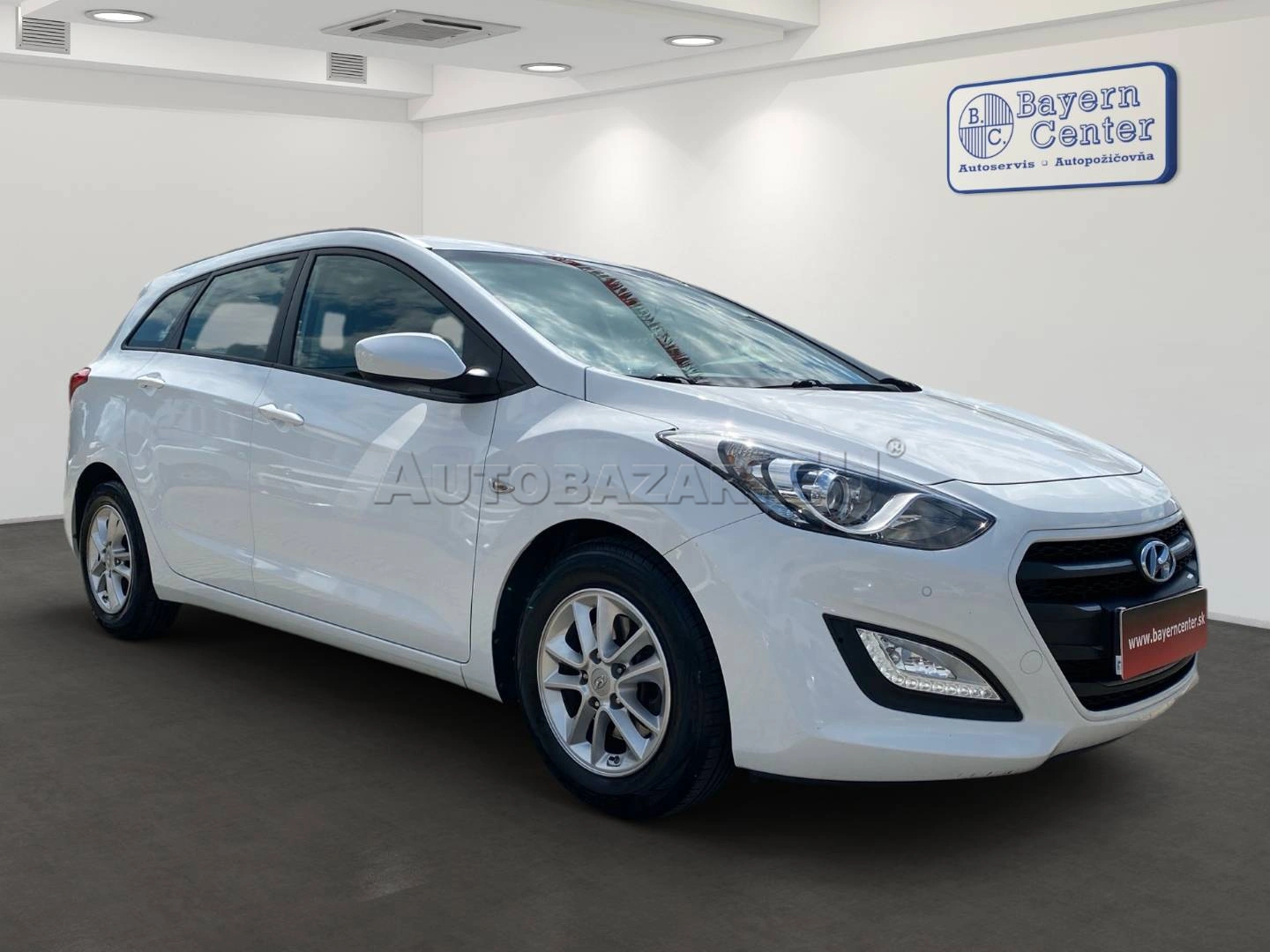 https://www.sixtleasing.sk/User_Files/contenttemplateeditor/68234e0707e8afoto_web_BT689EI.webp