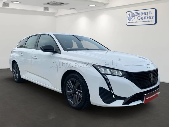 https://www.sixtleasing.sk/User_Files/contenttemplateeditor/6a5f6fb8e6b6cfoto_web_BT220HX.webp